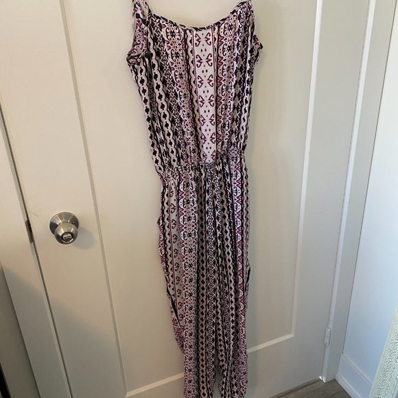Jumpsuit Size Large - Picture 4 of 4